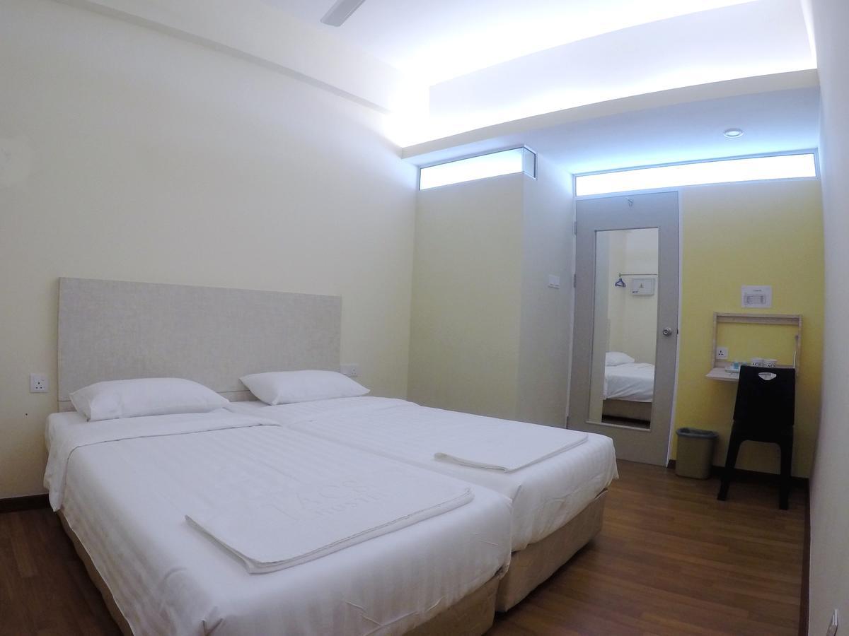 1Acs Residence Kuching Bagian luar foto